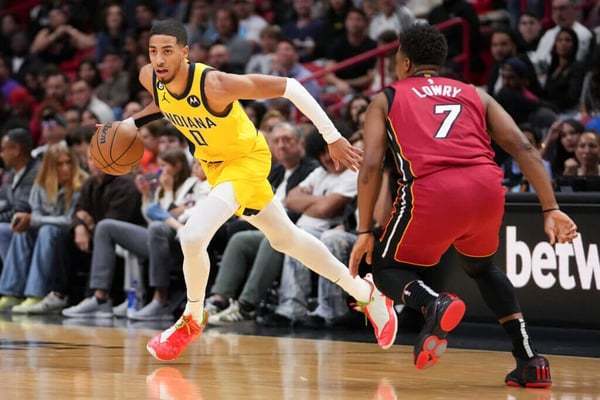  哈利伯顿助攻创新高纪录，步行者团队篮球击溃奇才